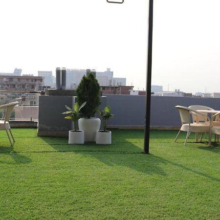 Fuji Ryokan Corporate Stays Гургаон Экстерьер фото