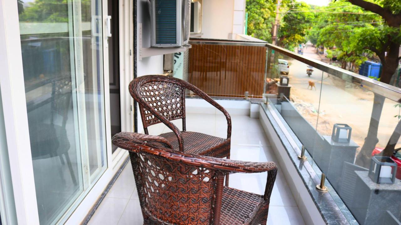 Fuji Ryokan Corporate Stays Гургаон Экстерьер фото