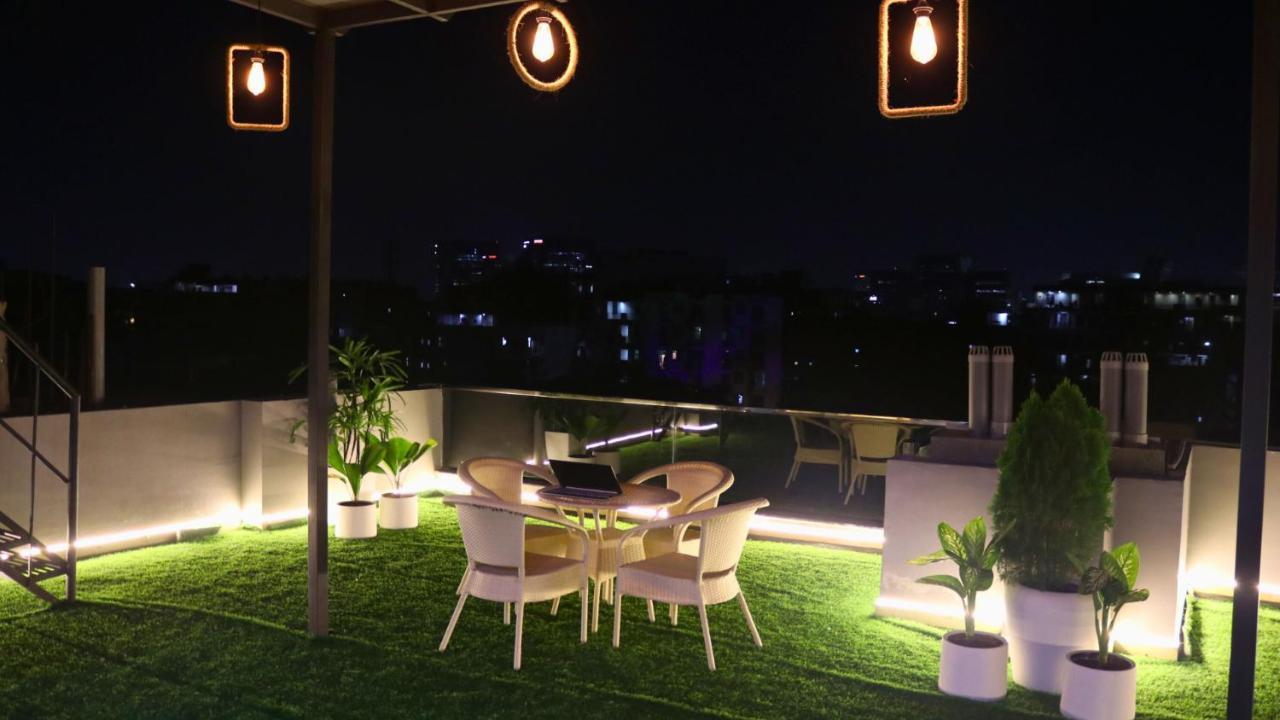 Fuji Ryokan Corporate Stays Гургаон Экстерьер фото
